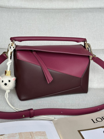 LOEWE Small Puzzle bag in classic calfskin 24x10.5x16.5cm