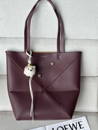 LOEWE Medium Puzzle Fold tote in shiny calfskin 25.5x14.5x31.5cm