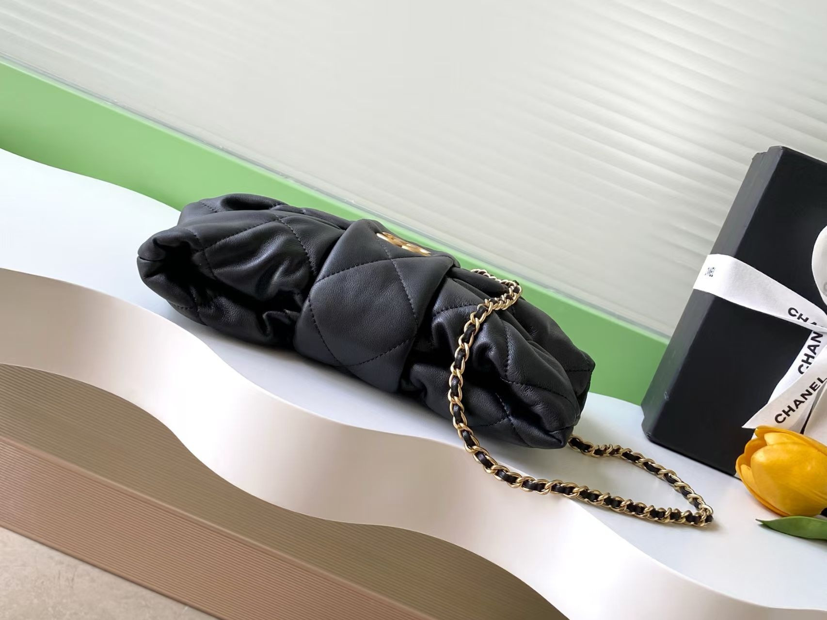 Chanel Mini Bow Bag 18x26x5cm