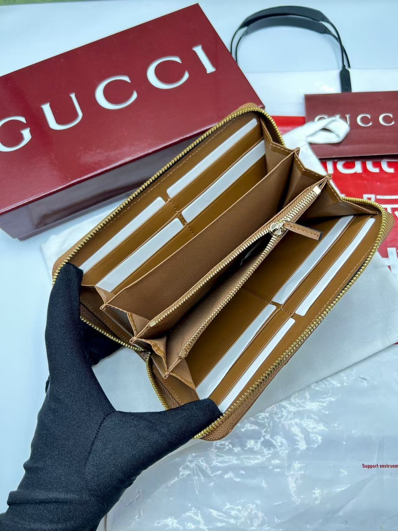 Gucci GG Marmont zip around wallet 19x10.5x2cm