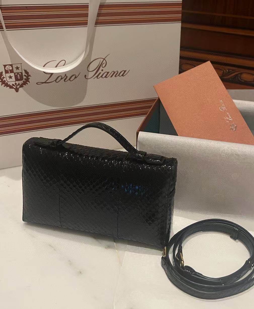 Loro Piana Extra Pocket L19 Bag 11x19x6.5cm