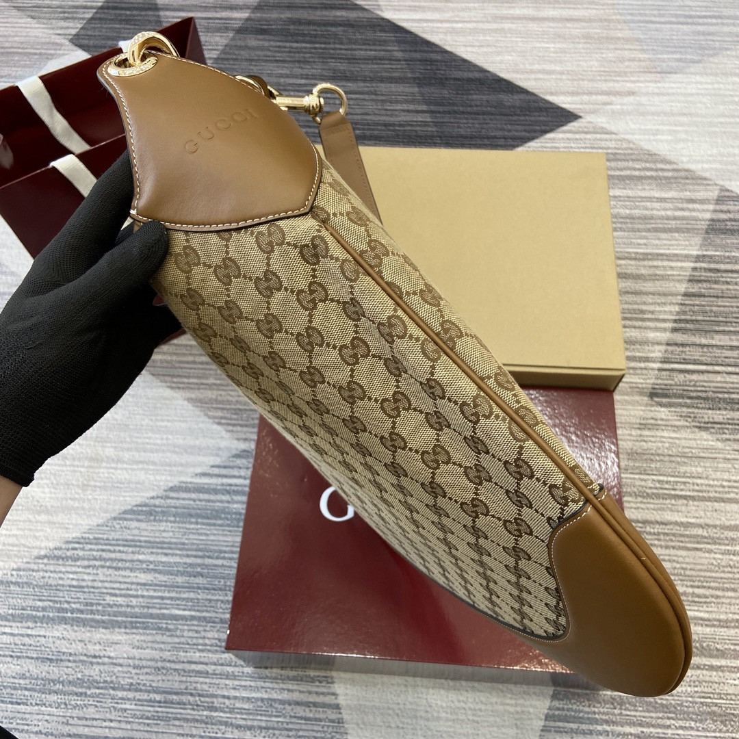 Gucci Body  49 x 46  x 4cm