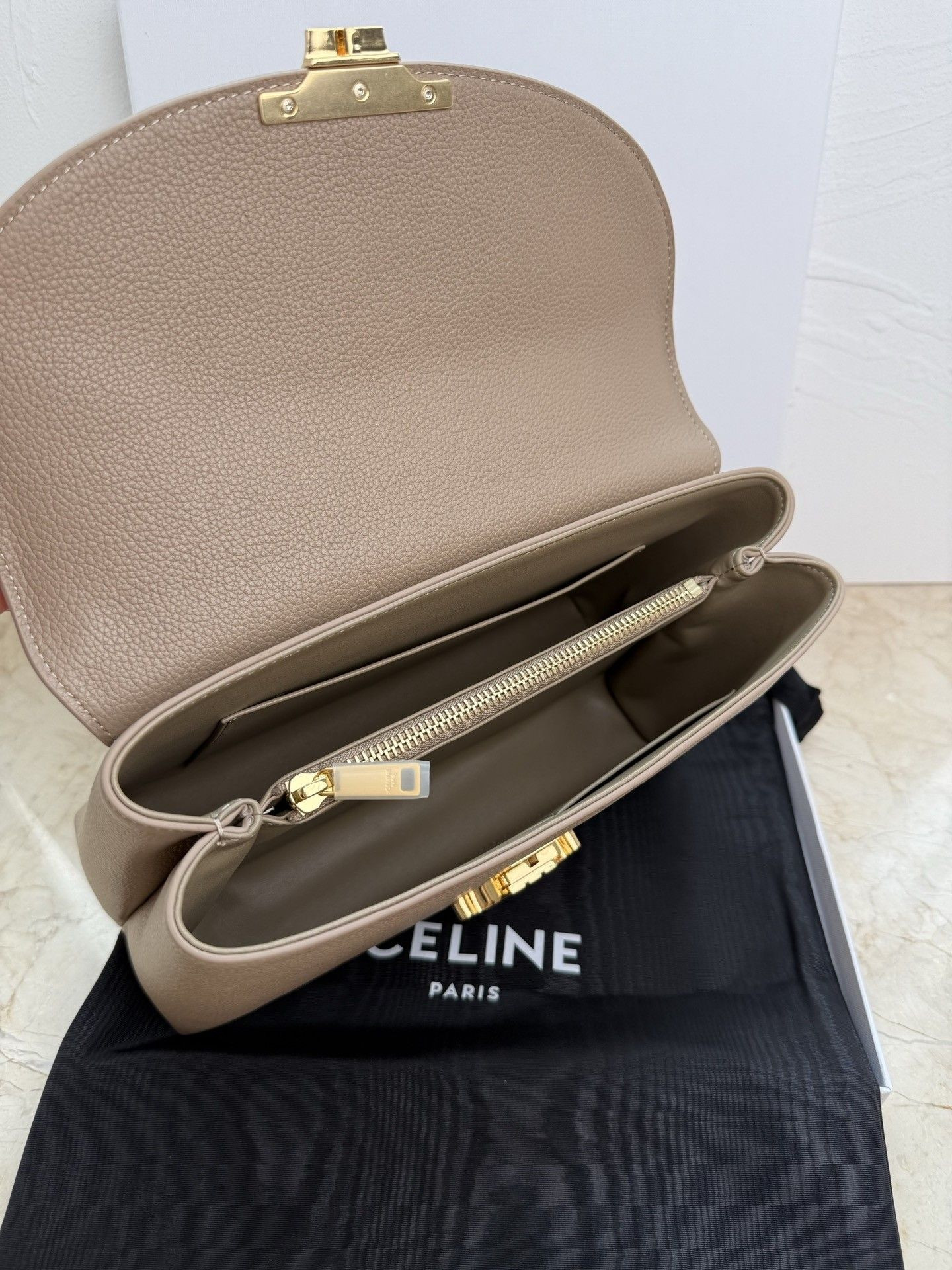 Celine Medium Nino Bag In Supple Graind Calfskin 25x17.5x10cm