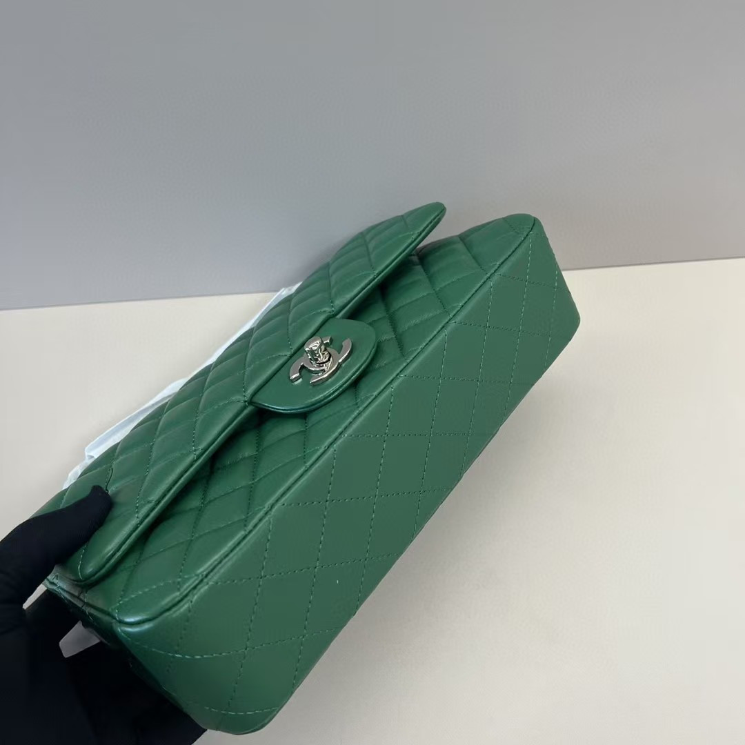 Chanel Flap Bag 25x15x6cm