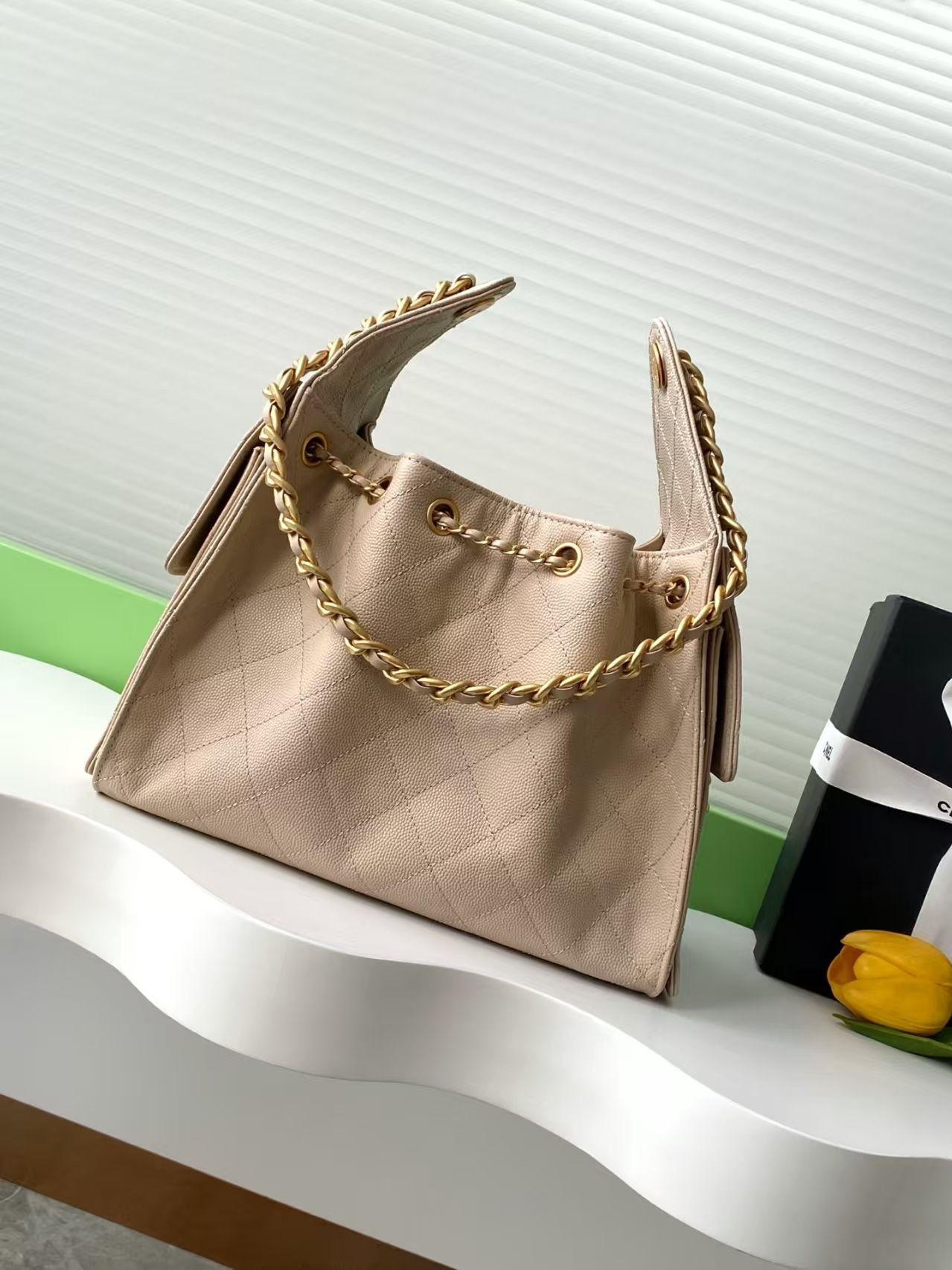 CHANEL 25C Bucket Bag 26x30x14cm