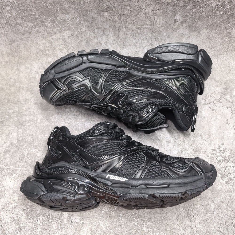 UA Balenciaga Runner Sneaker