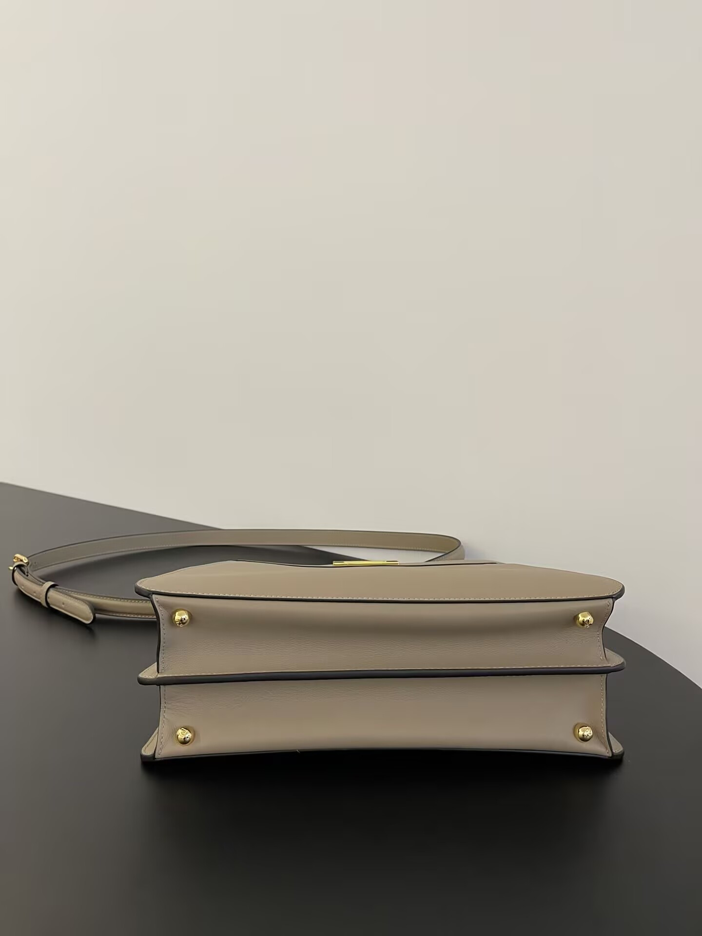 Fendi Peekaboo 33x25x13cm