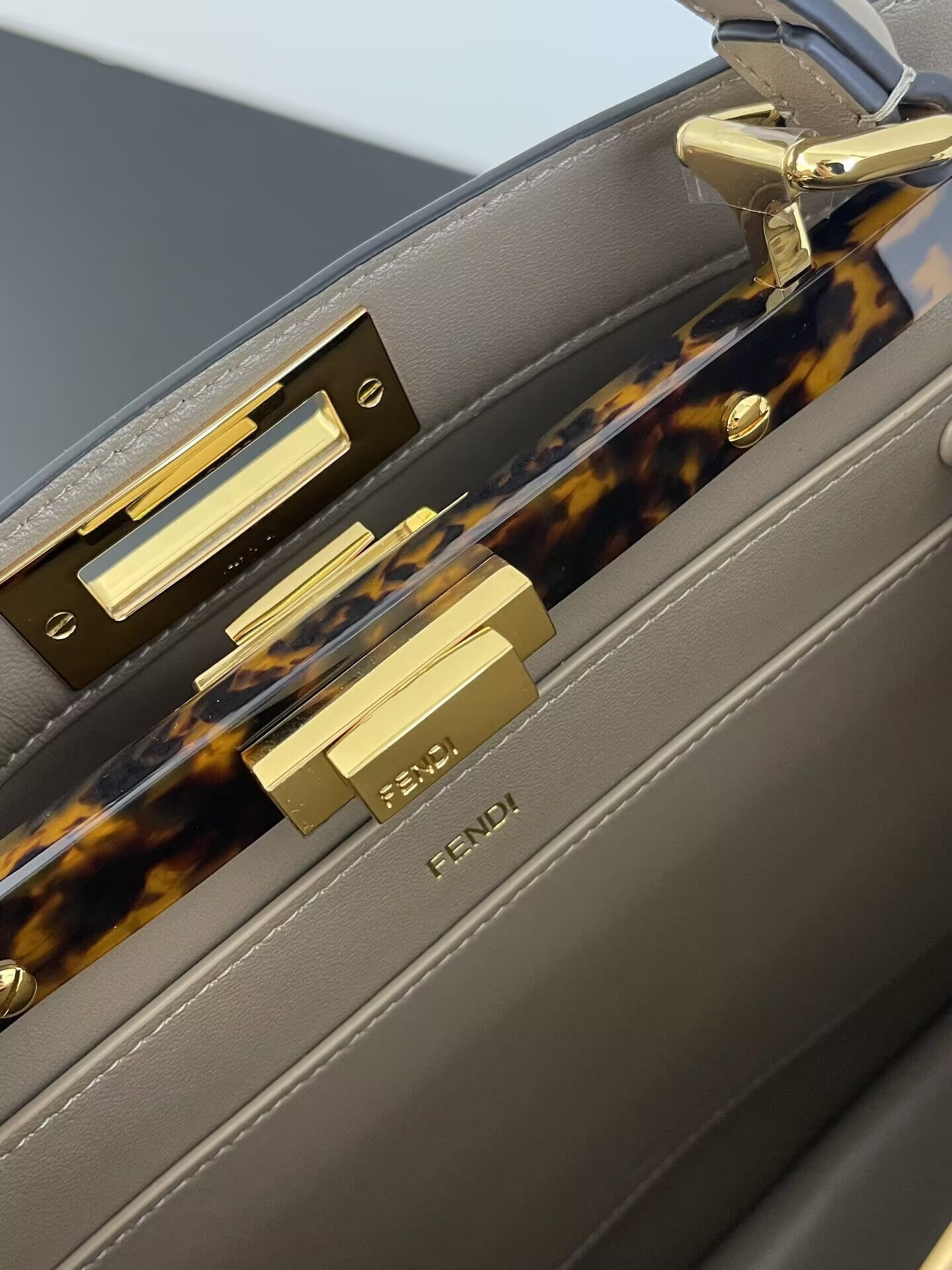 Fendi Peekaboo 33x25x13cm