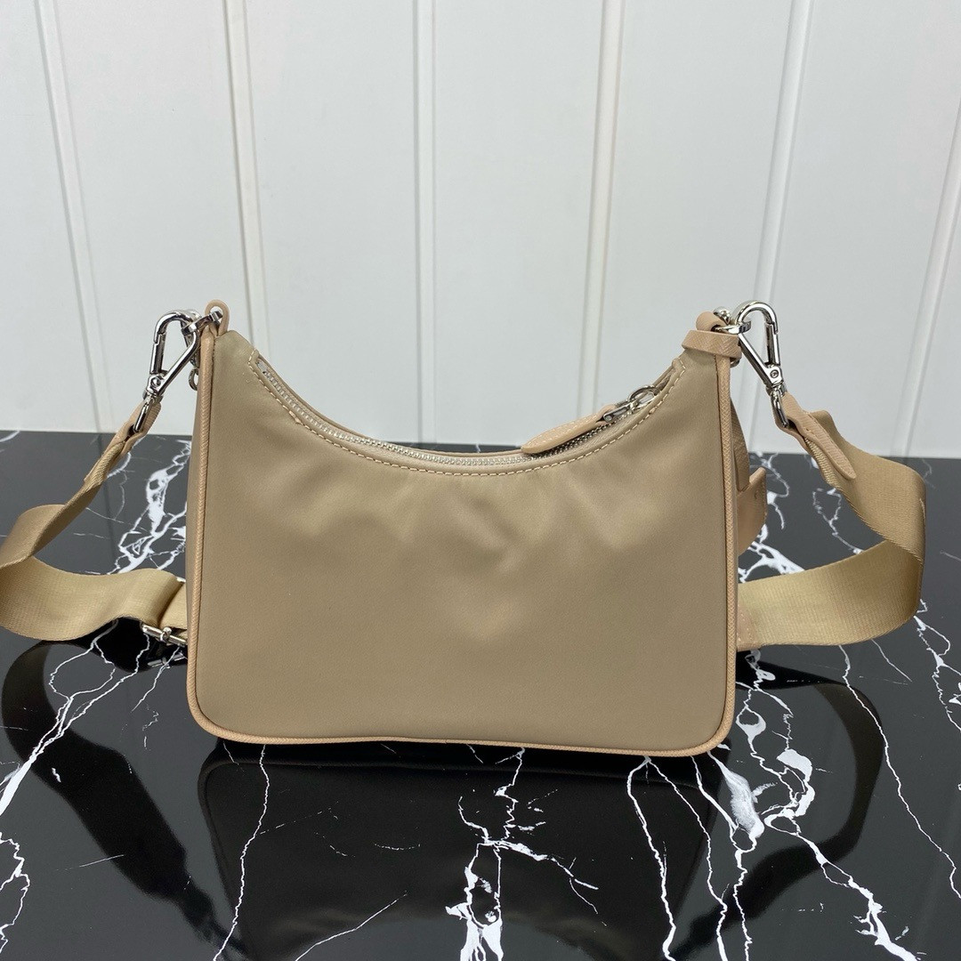 Prada Re-Edition 2005 Re-Nylon bag