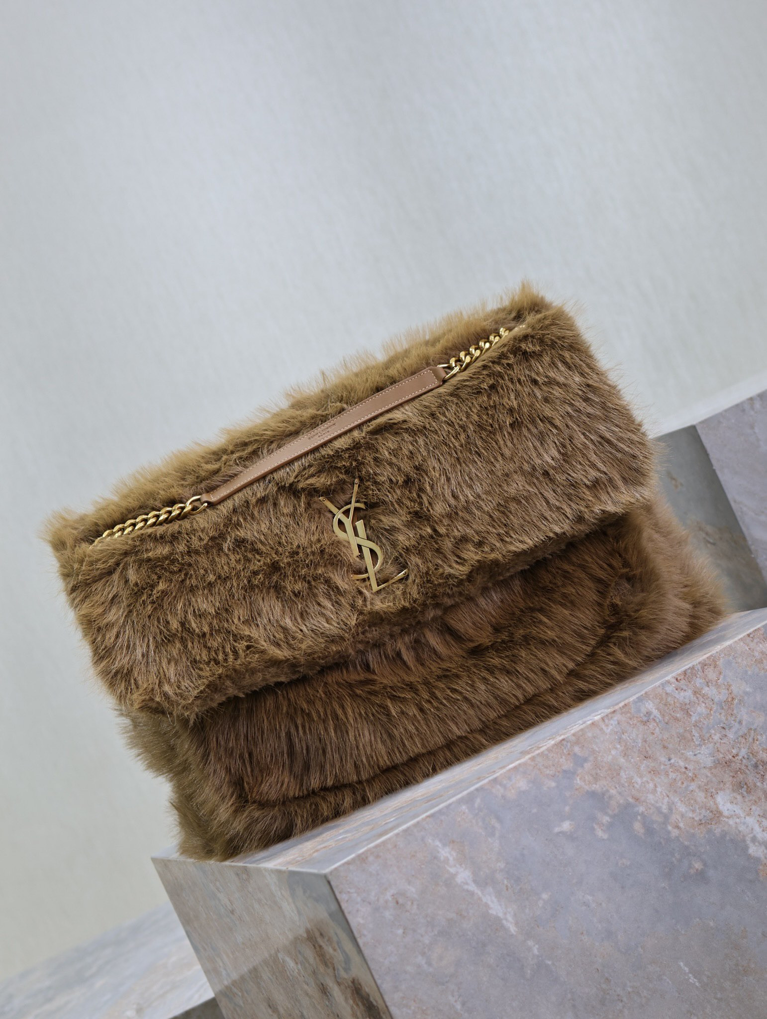 YSL NIKI LARGE IN SHEARLING 47 X 34 X 16 CM