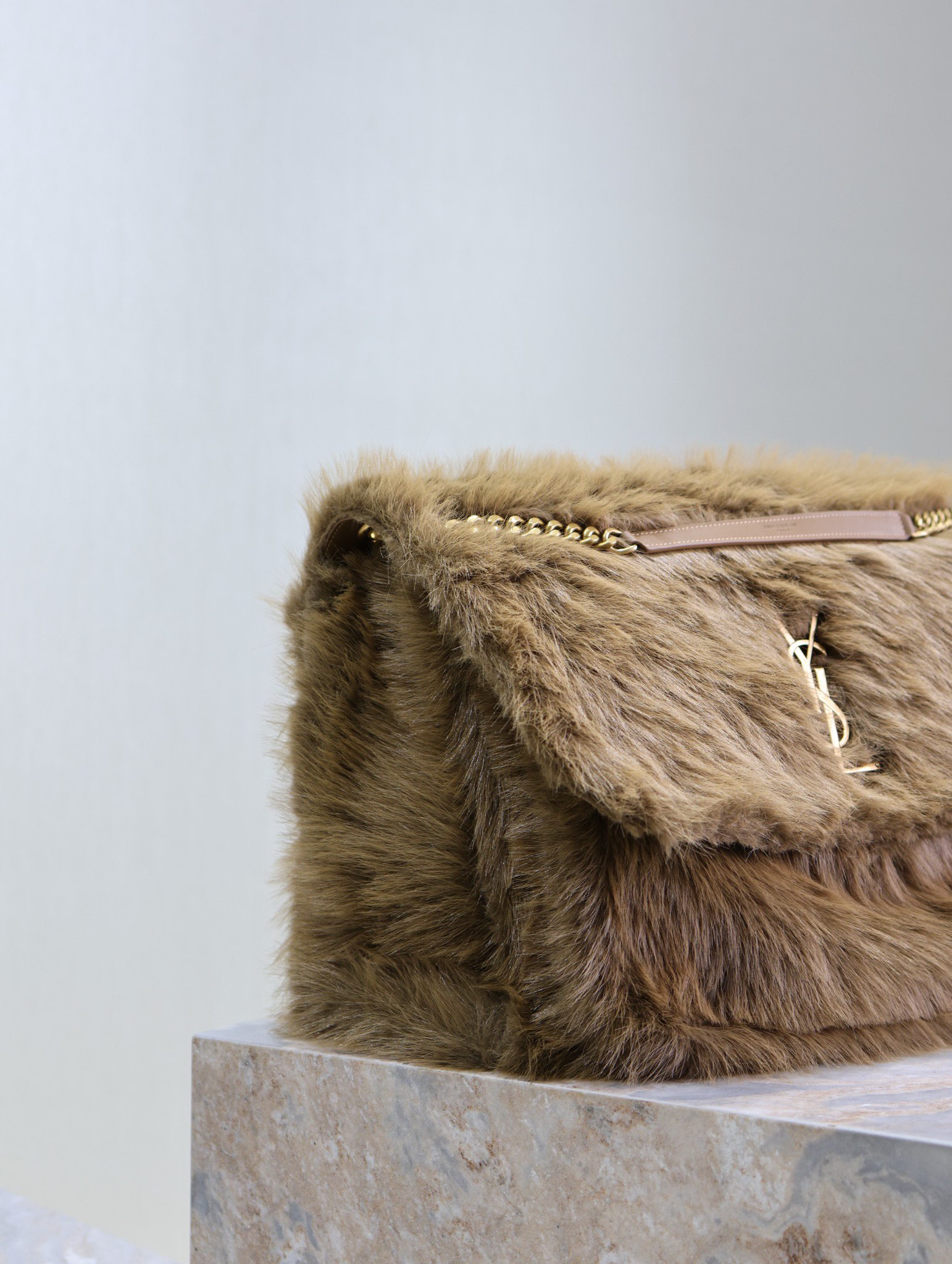 YSL NIKI LARGE IN SHEARLING 47 X 34 X 16 CM