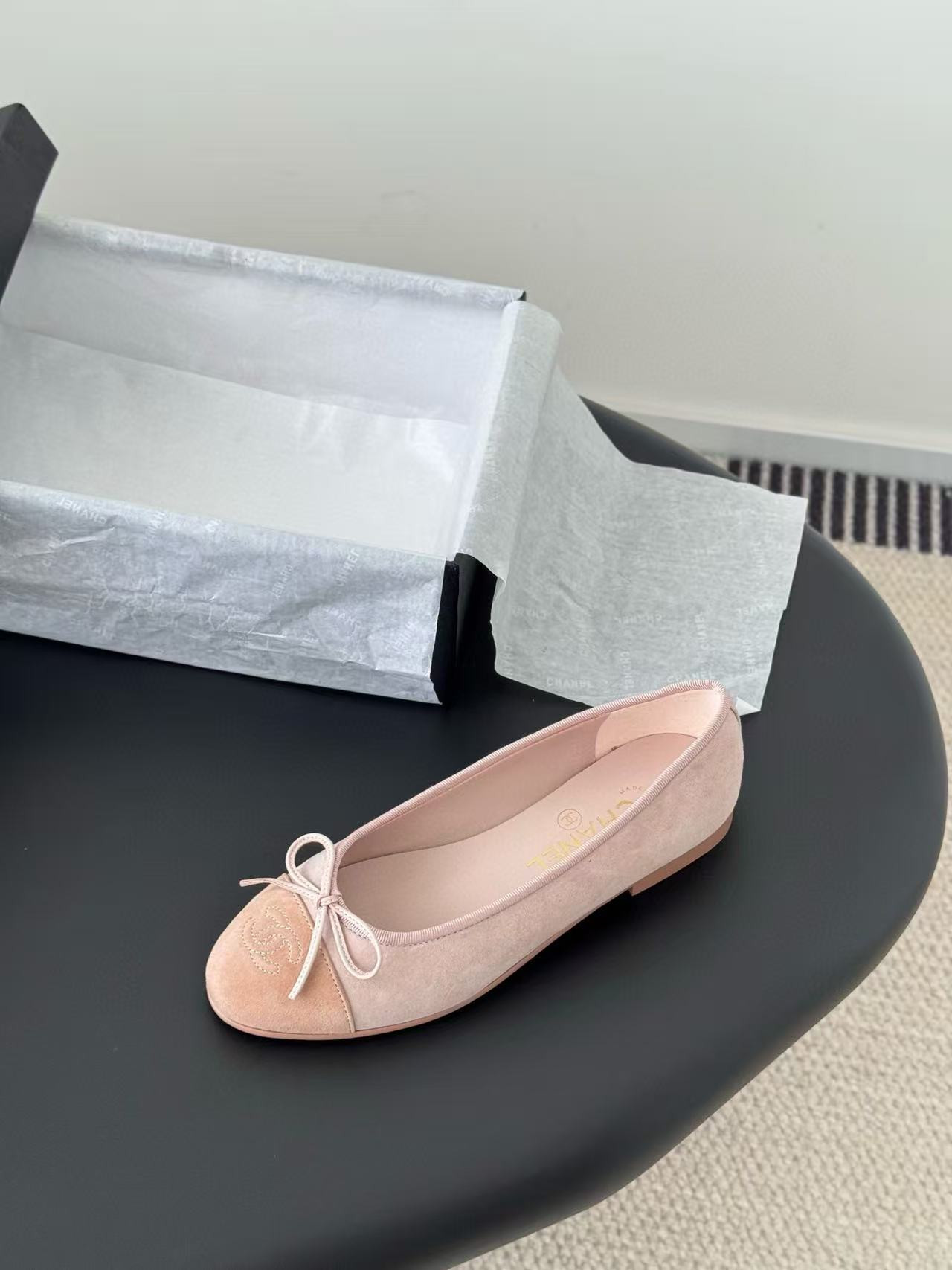 UA Chanel Ballet flats
