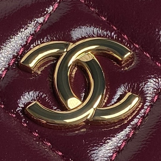 Chanel Clutch With Chain 9.5x 17x 8CM