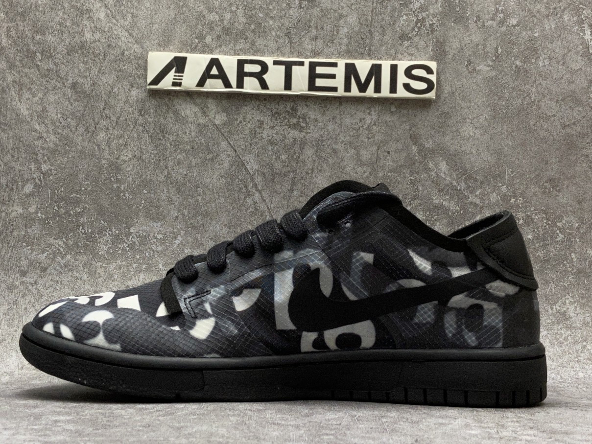 Nike Dunk Low Comme des Garcons Print