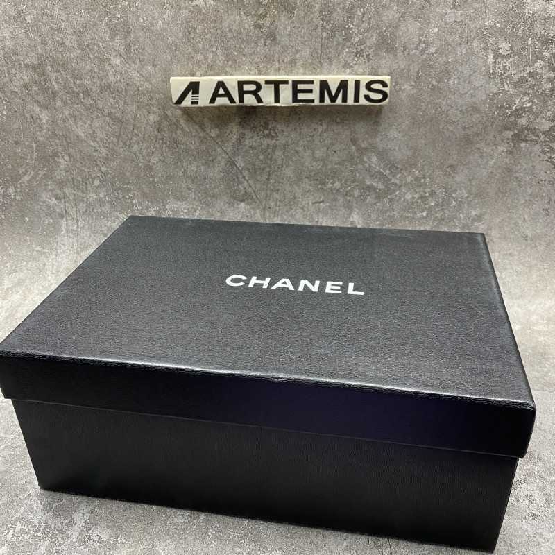 Chanel Trainer Sneaker In Purple Pink