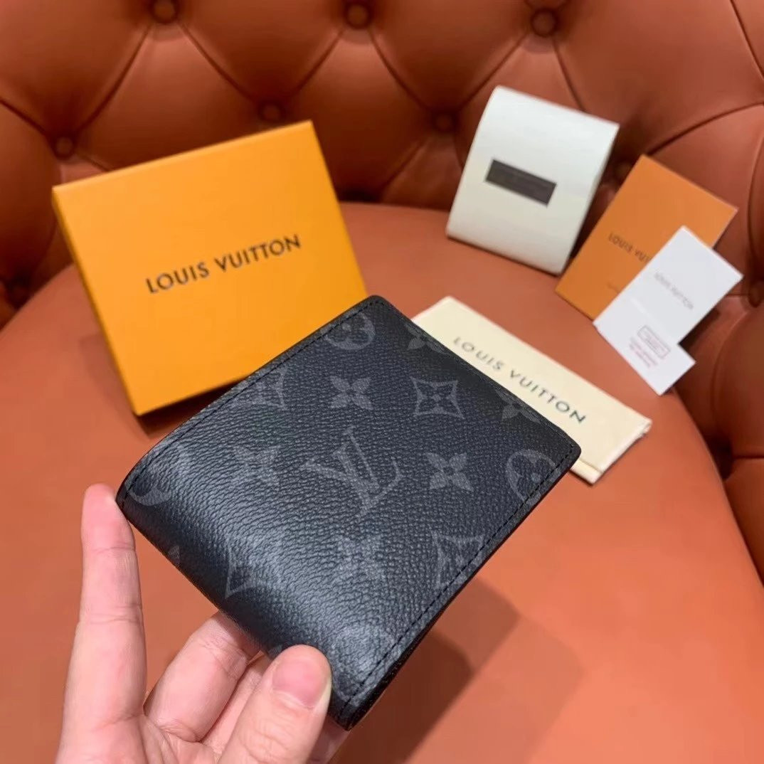 LV Christmas MULTIPLE WALLET M61695