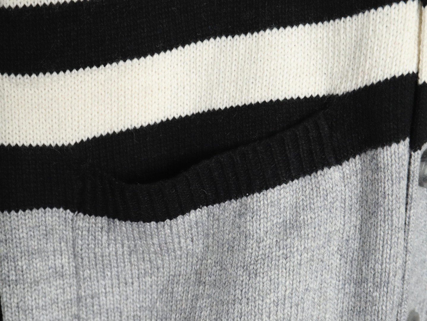 Burberry BBR 22FW Cardigan Sweaters