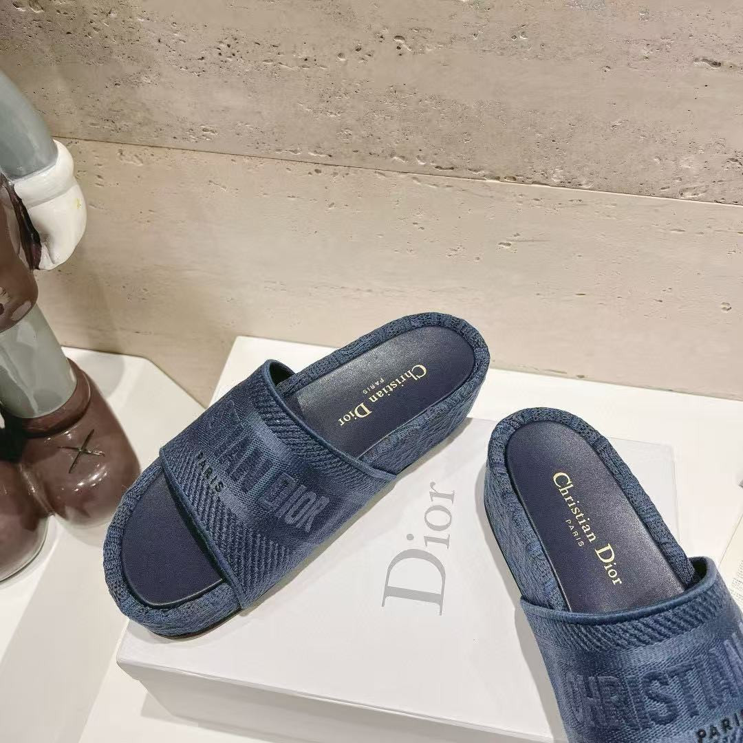 UA Dior Sandal