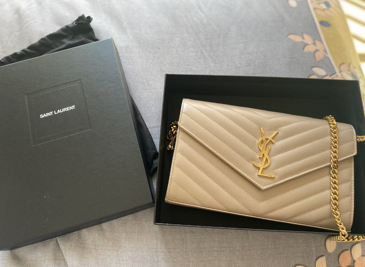 YSL WOC 19cm