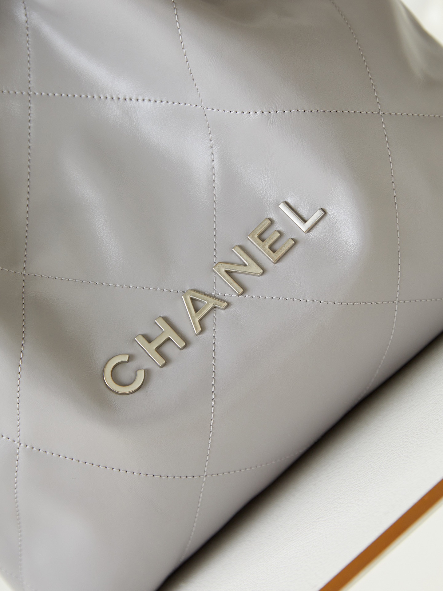 CHANEL 22 SMALL HANDBAG Shiny Calfskin GREY 13.7×14.4×2.7 in