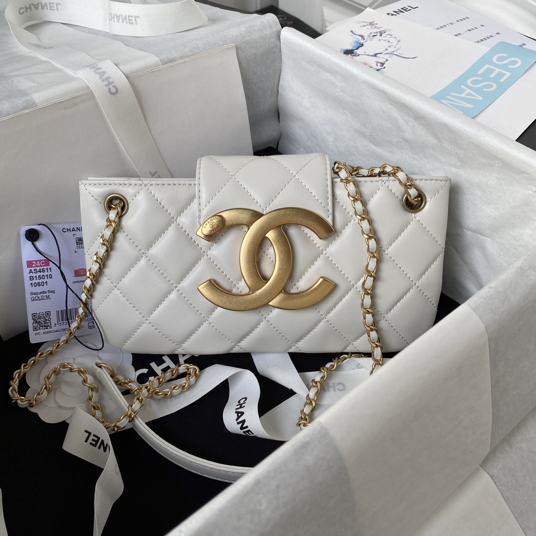 CHANEL BAGUETTE BAG WHITE 4.5 × 9.4 × 1.8 in