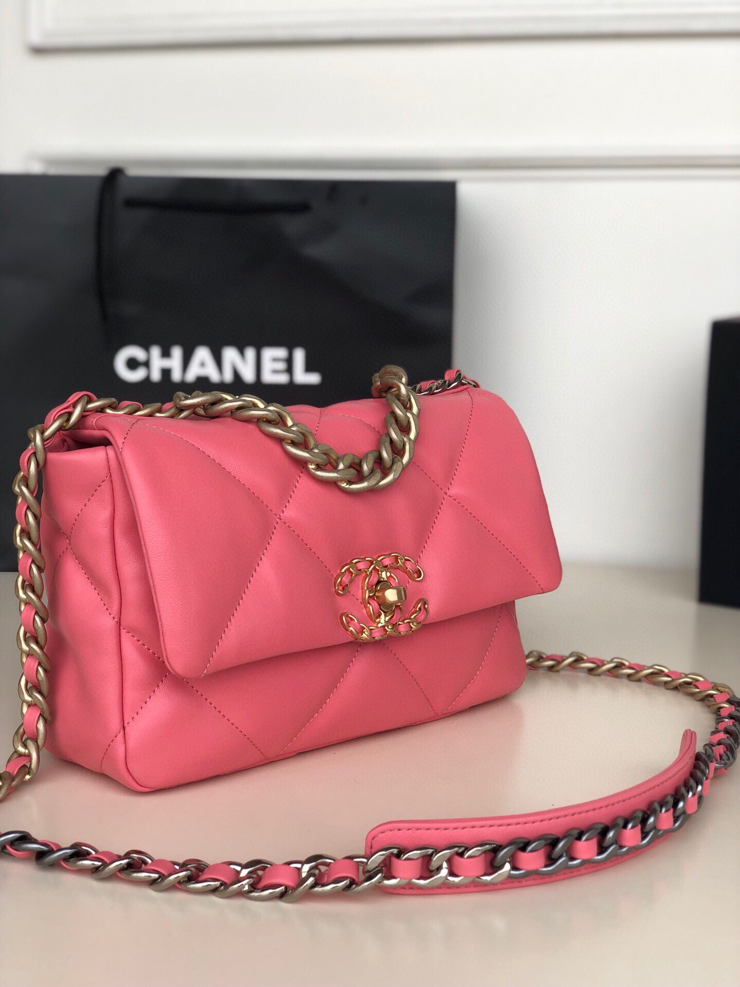 CHANEL 19 HANDBAG Shiny Leather, Gold-Tone, Silver-Tone & Ruthenium-Finish Metal Pink 6.2 × 10.1 × 3.5 in