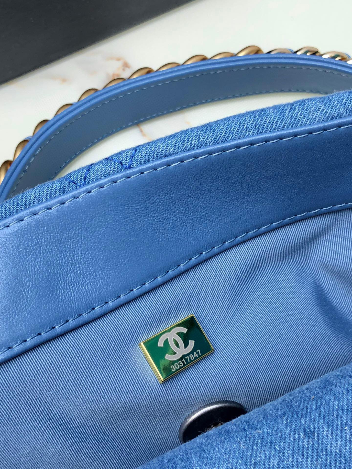 CHANEL 19 LARGE HANDBAG, Gold-Tone, Silver-Tone & Ruthenium-Finish Metal Blue 7.8 × 11.7 × 3.9 in