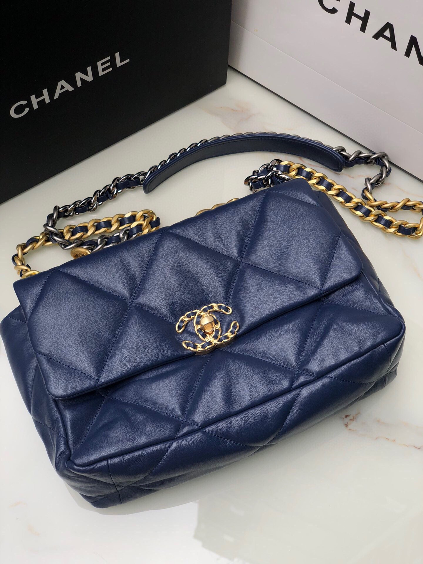 CHANEL 19 LARGE HANDBAG Shiny Leather, Gold-Tone, Silver-Tone & Ruthenium-Finish Metal Navy 7.8 × 11.7 × 3.9 in