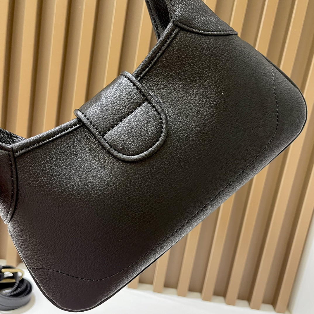 GUCCI APHRODITE SHOULDER BAG BLACK 27 X 13.5 X 2 cm