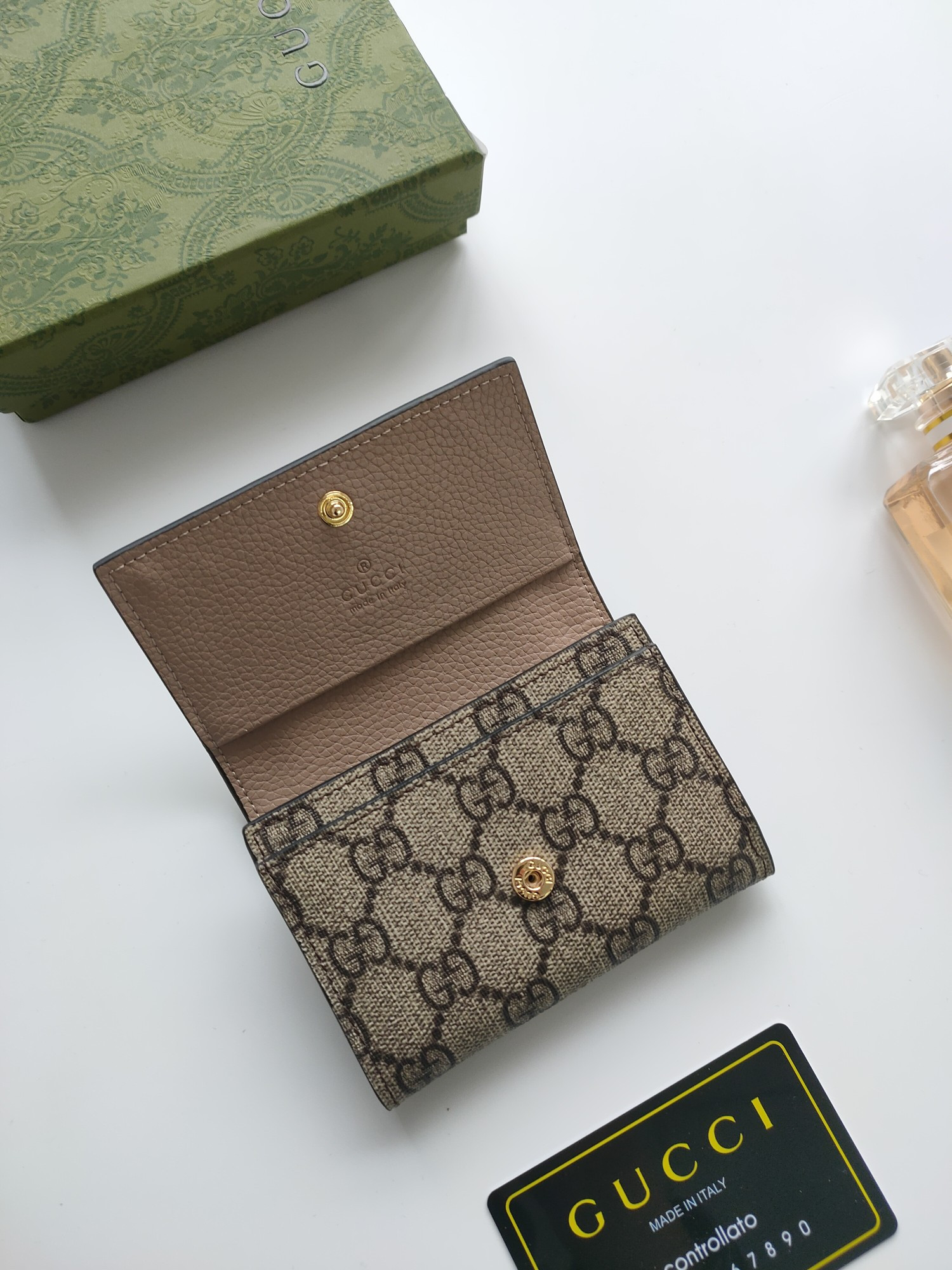 Gucci GG CARD CASE WALLET