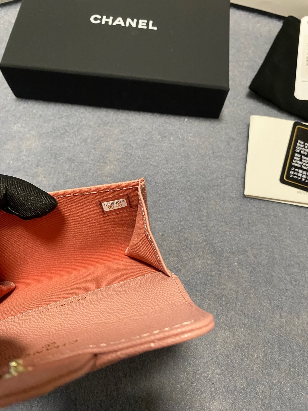 CHANEL CARD HOLDER 11.3 x 7.5 x 2.5 cm