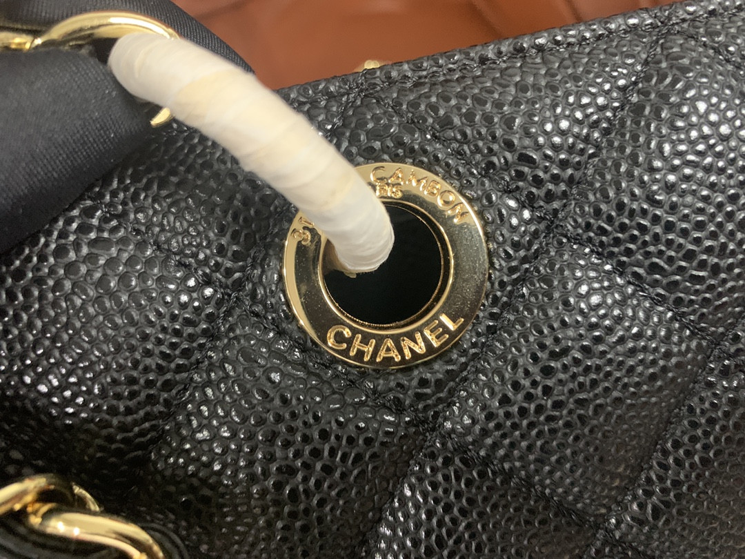 CHANEL GST CAVIAR LEATHER HARDWARE 24X33X13CM