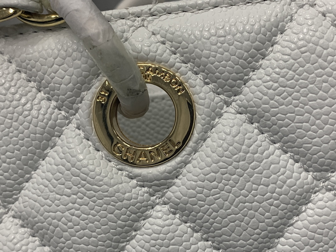 CHANEL GST CAVIAR LEATHER HARDWARE 24X33X13CM