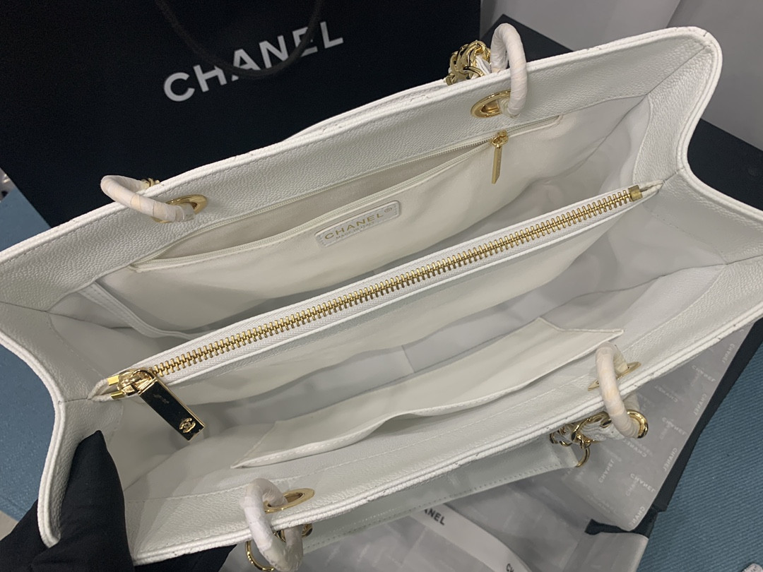 CHANEL GST CAVIAR LEATHER HARDWARE 24X33X13CM