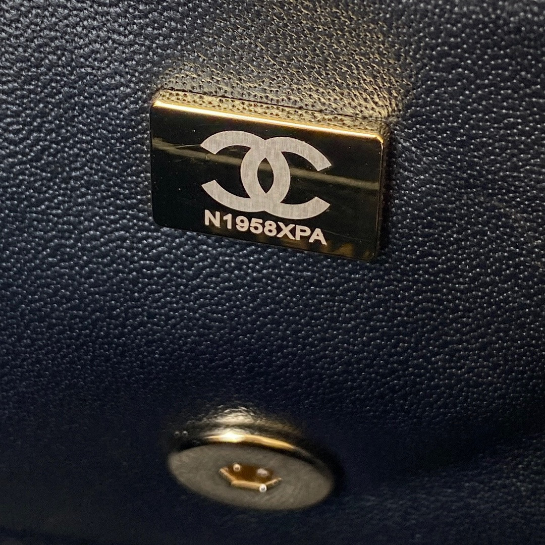 CHANEL Mini CF handle 20x12x6cm