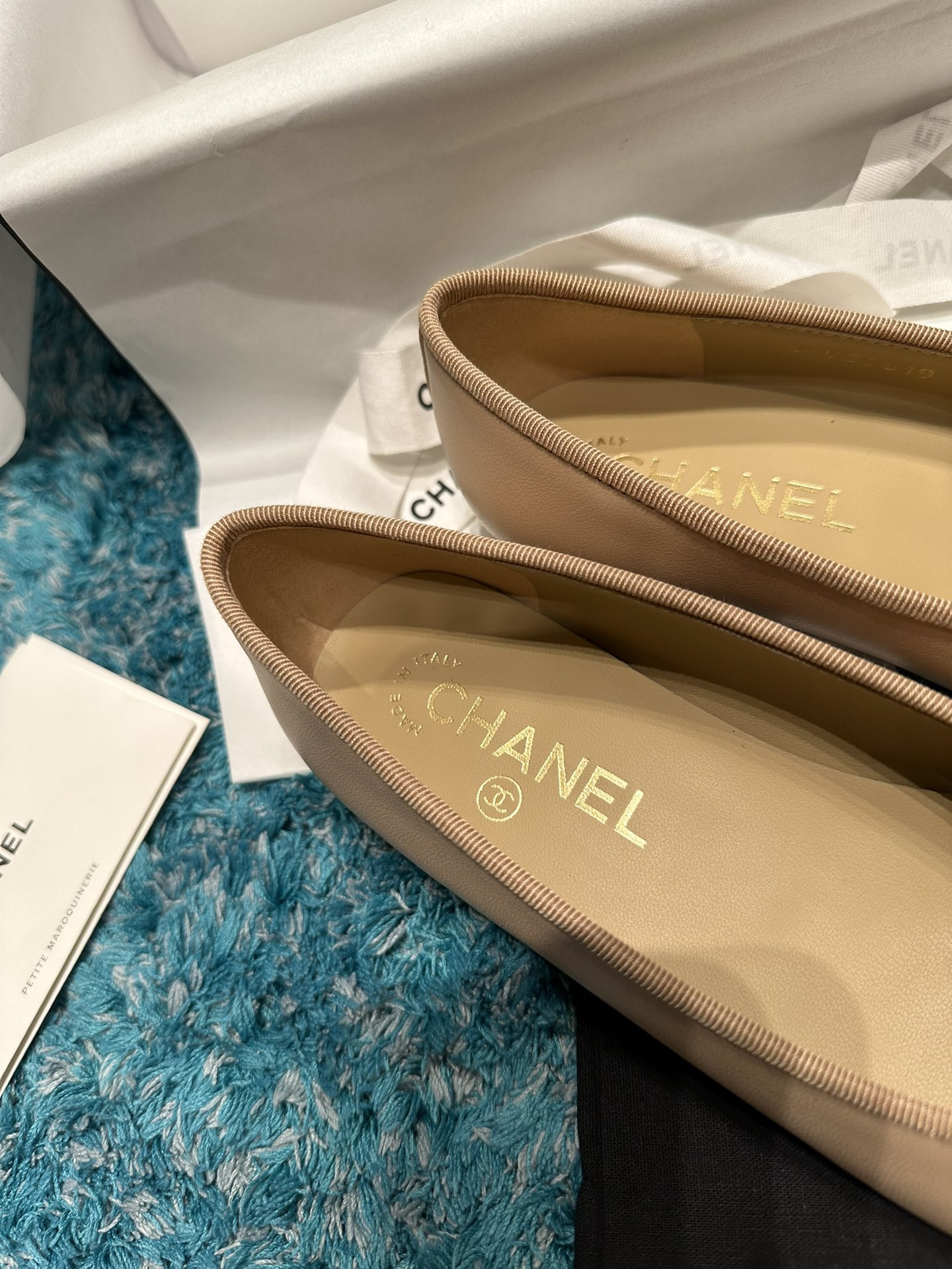 UA CHANEL BALLET FLATS