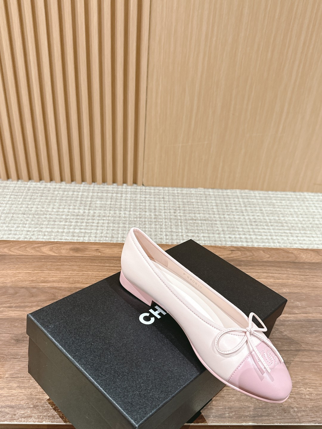 UA CHANEL BALLET FLATS