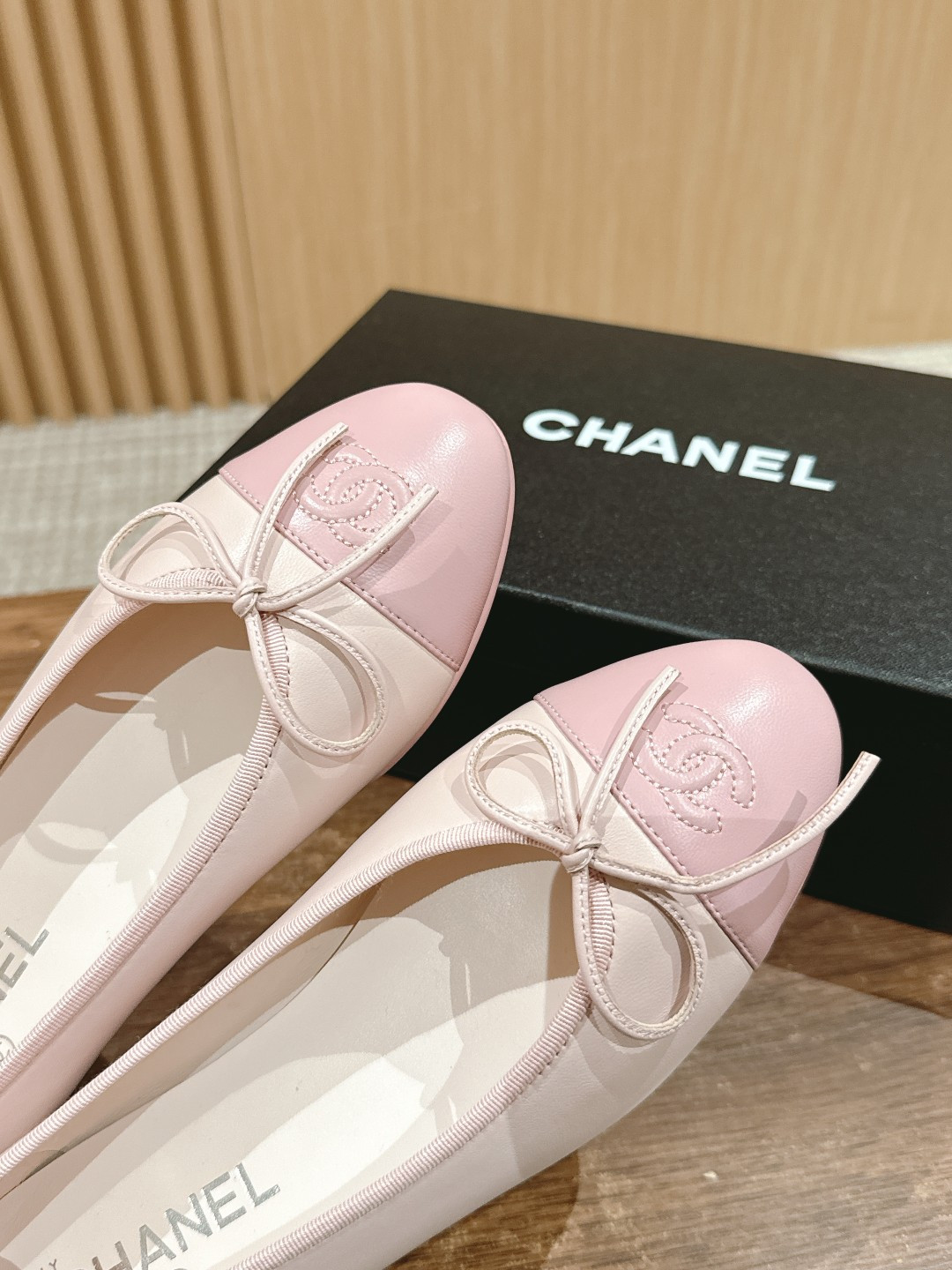 UA CHANEL BALLET FLATS