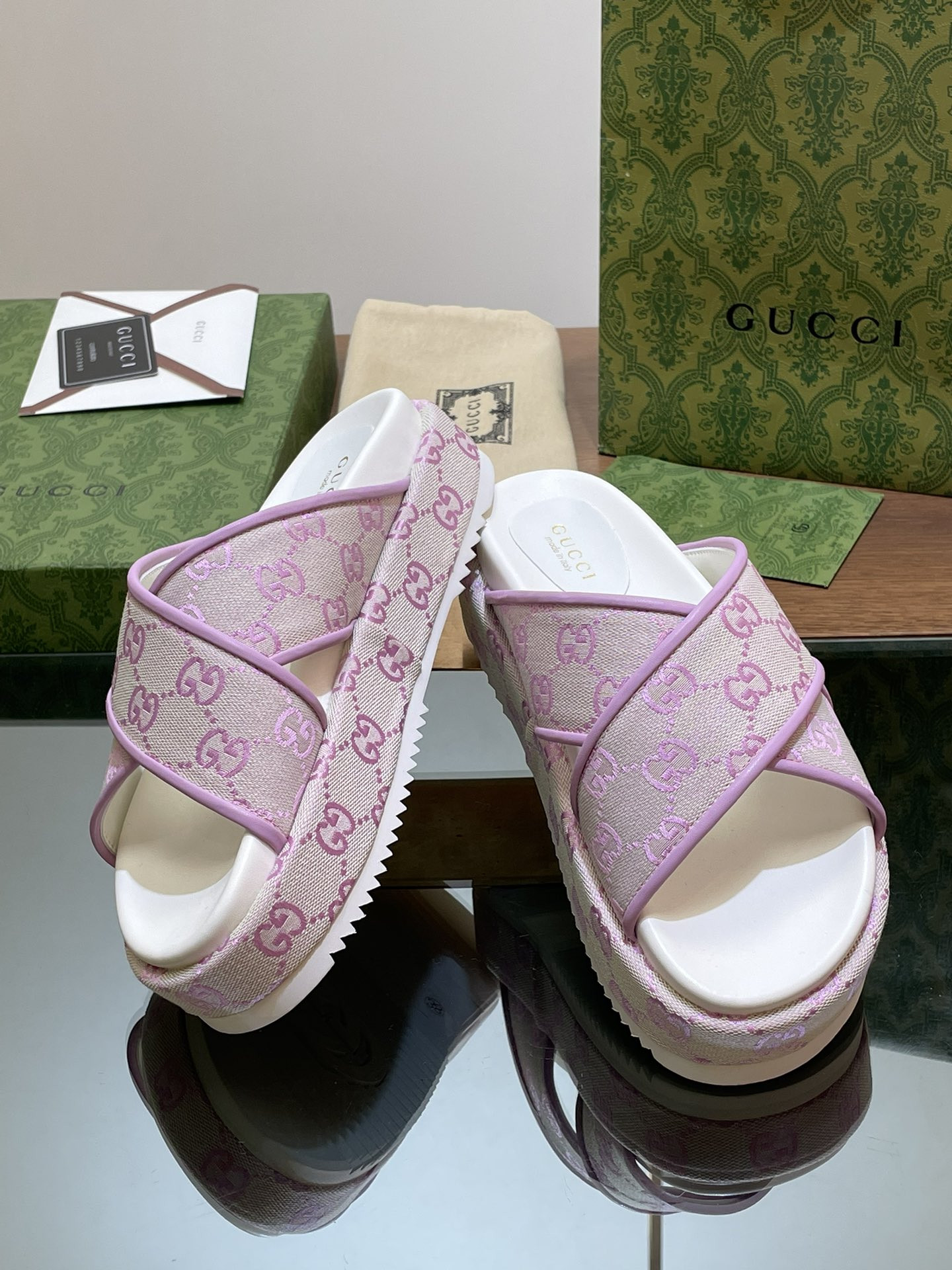 UA GUCCI WOMEN