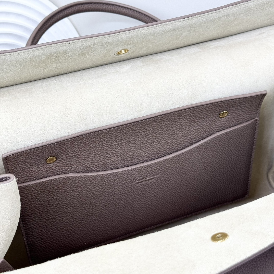 Loro Piana Loom Bag L32 Grained Calfskin 33 x 23 x 18 cm