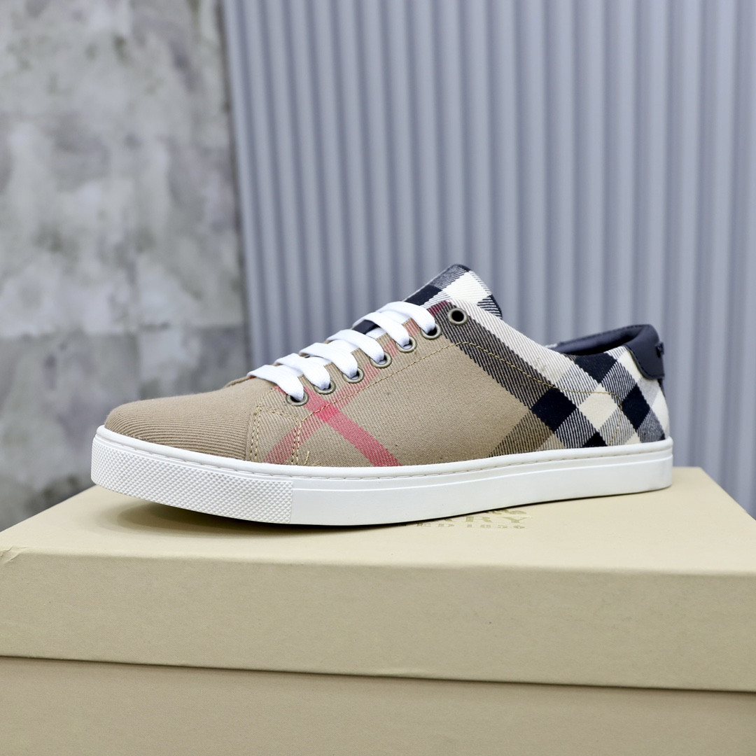 UA Burberry Sneakers