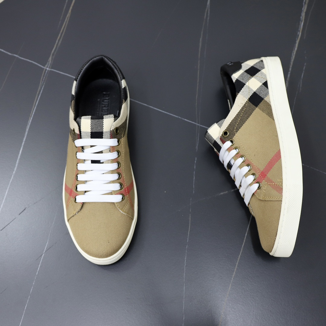 UA Burberry Sneakers