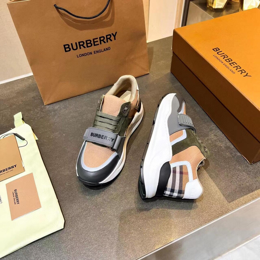 UA Burberry Sneakers