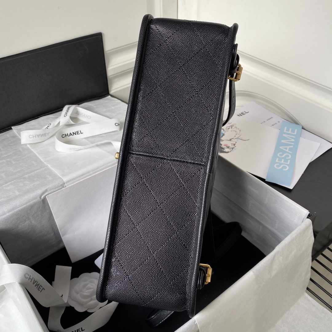 CHANEL 22K 31.5x31x9cm