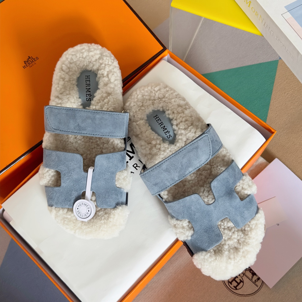 UA Hermès Chypre sandal