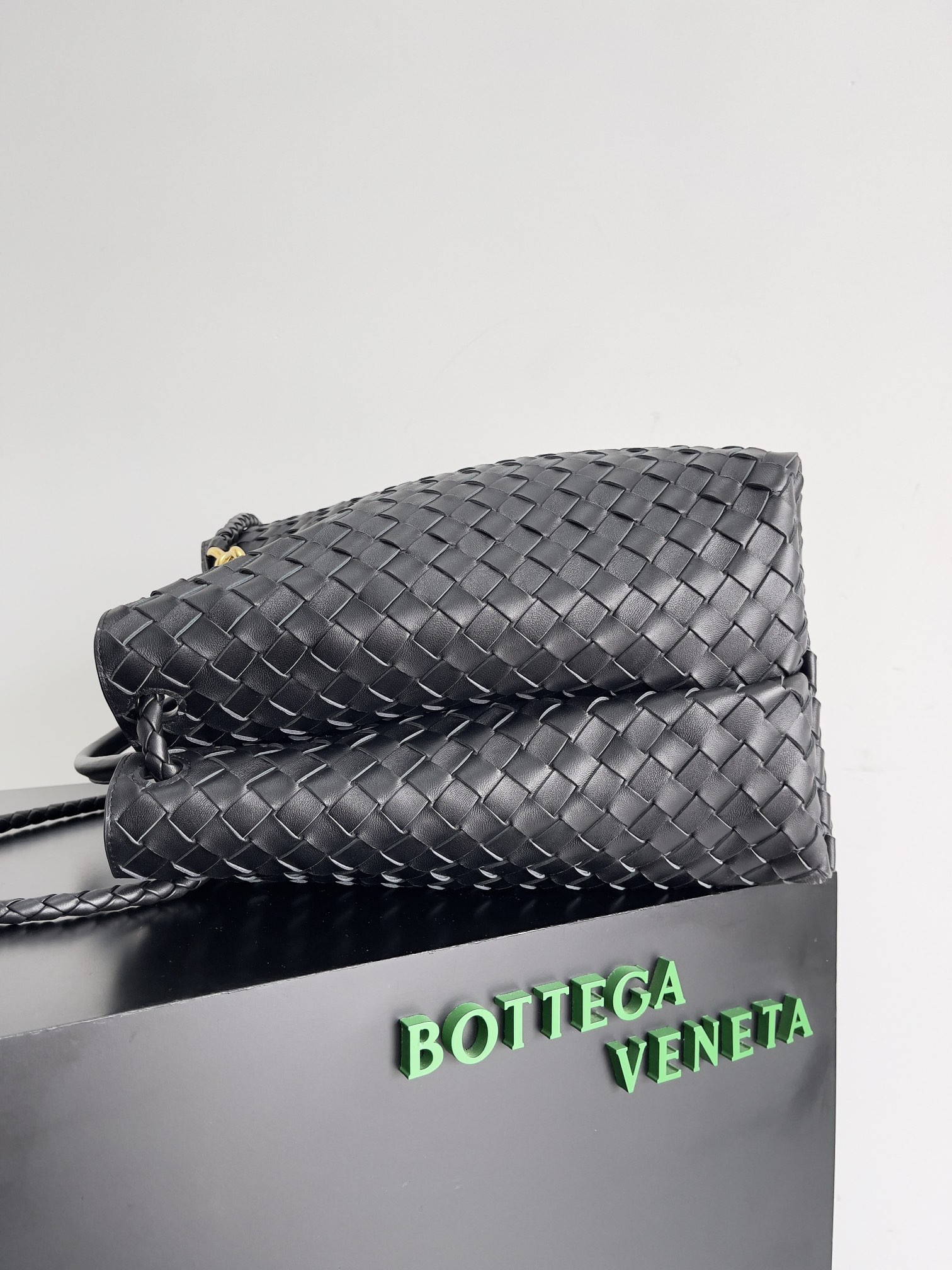 Bottega Veneta Large Andiamo 42x18x35cm