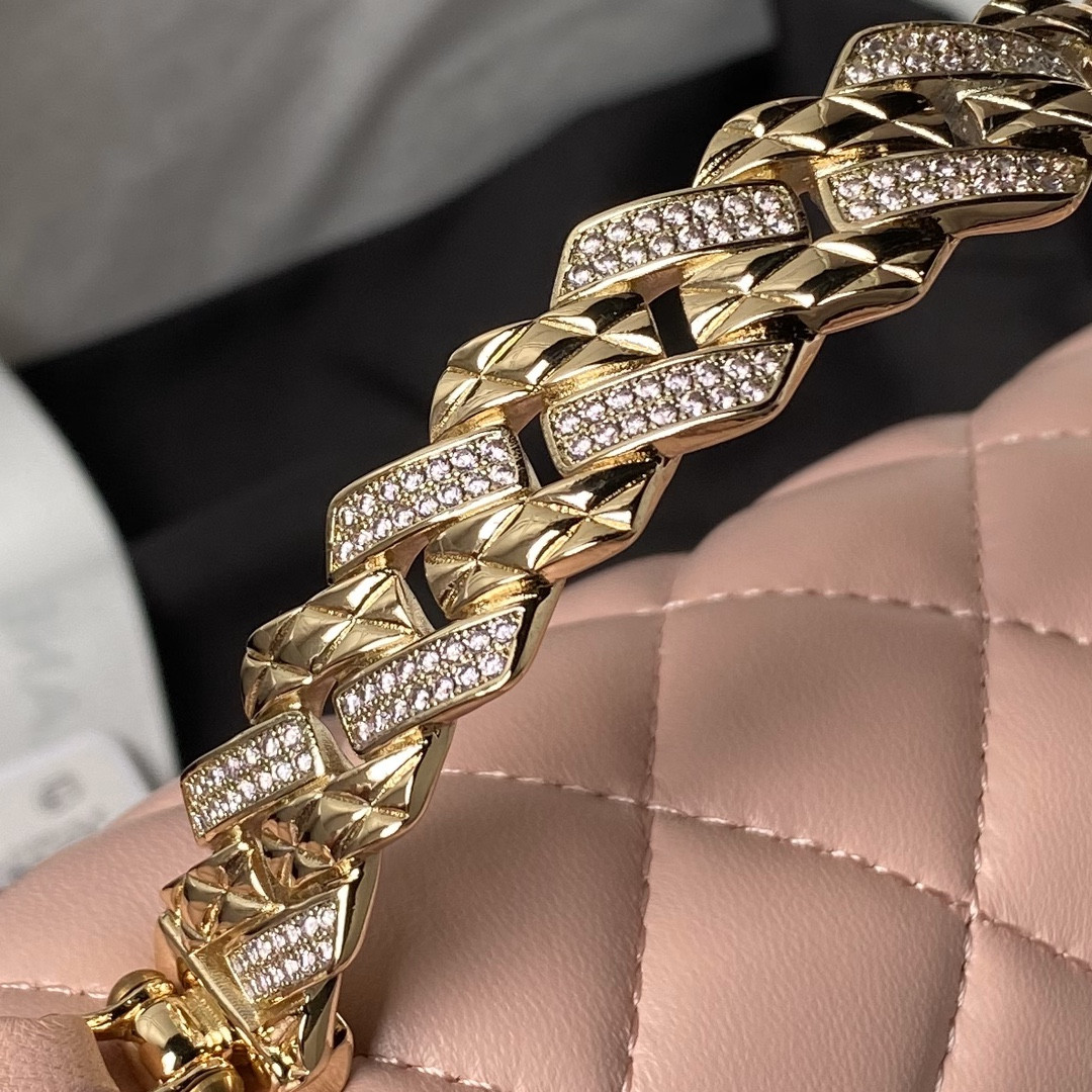 Chanel 24A Mini Classic Handbag 12 × 20 × 6 cm