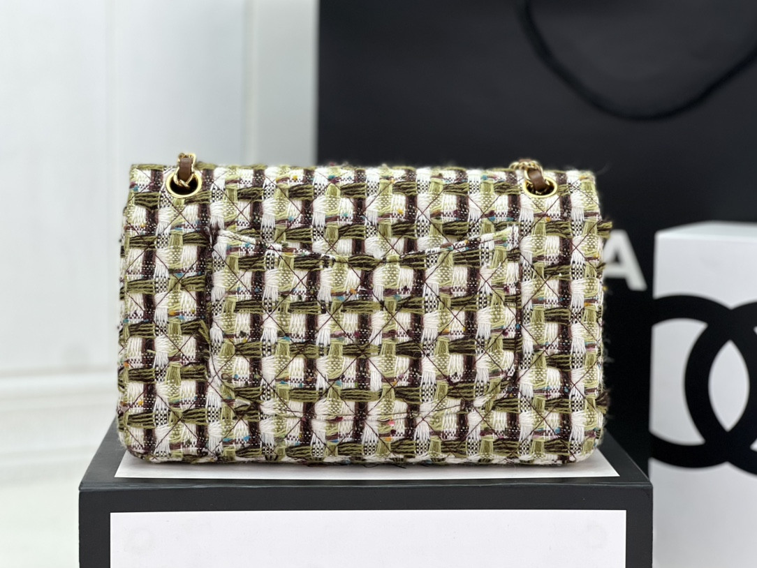 Chanel Classic Flap Bag 25cm