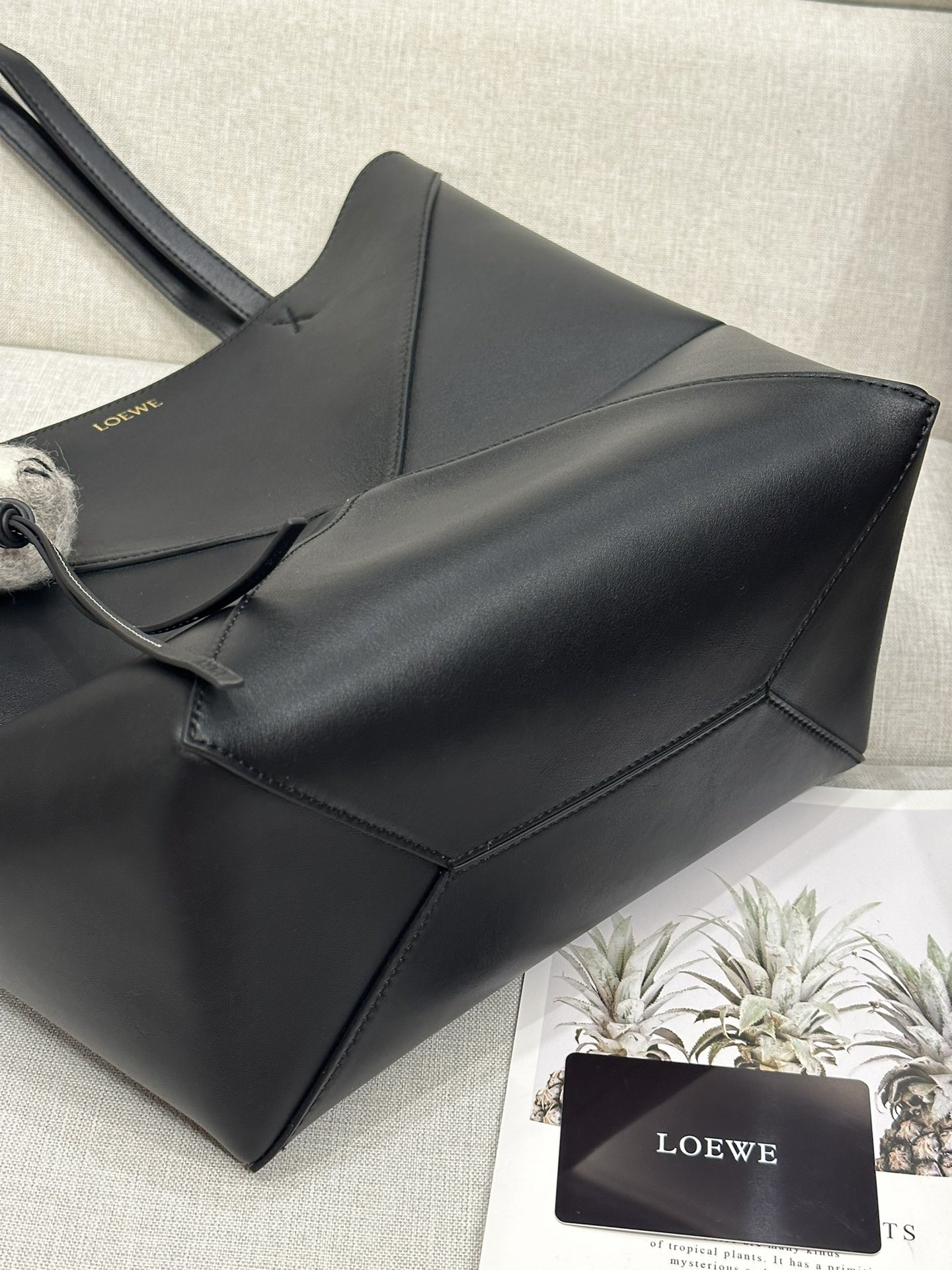 LOEWE Medium Puzzle Fold tote in shiny calfskin 25.5x14.5x31.5cm