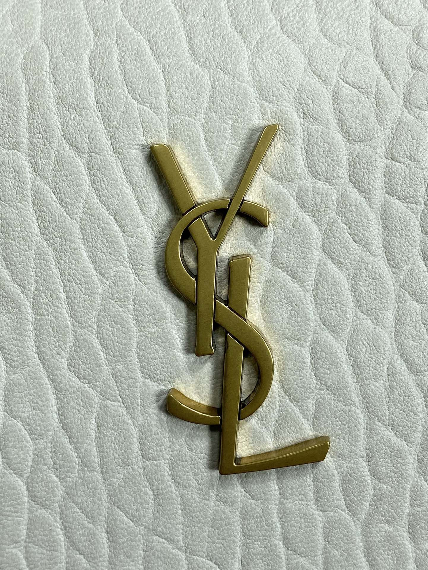 YSL CASSANDRE large envelope pouch in lambskin 29.5x18x4.5cm